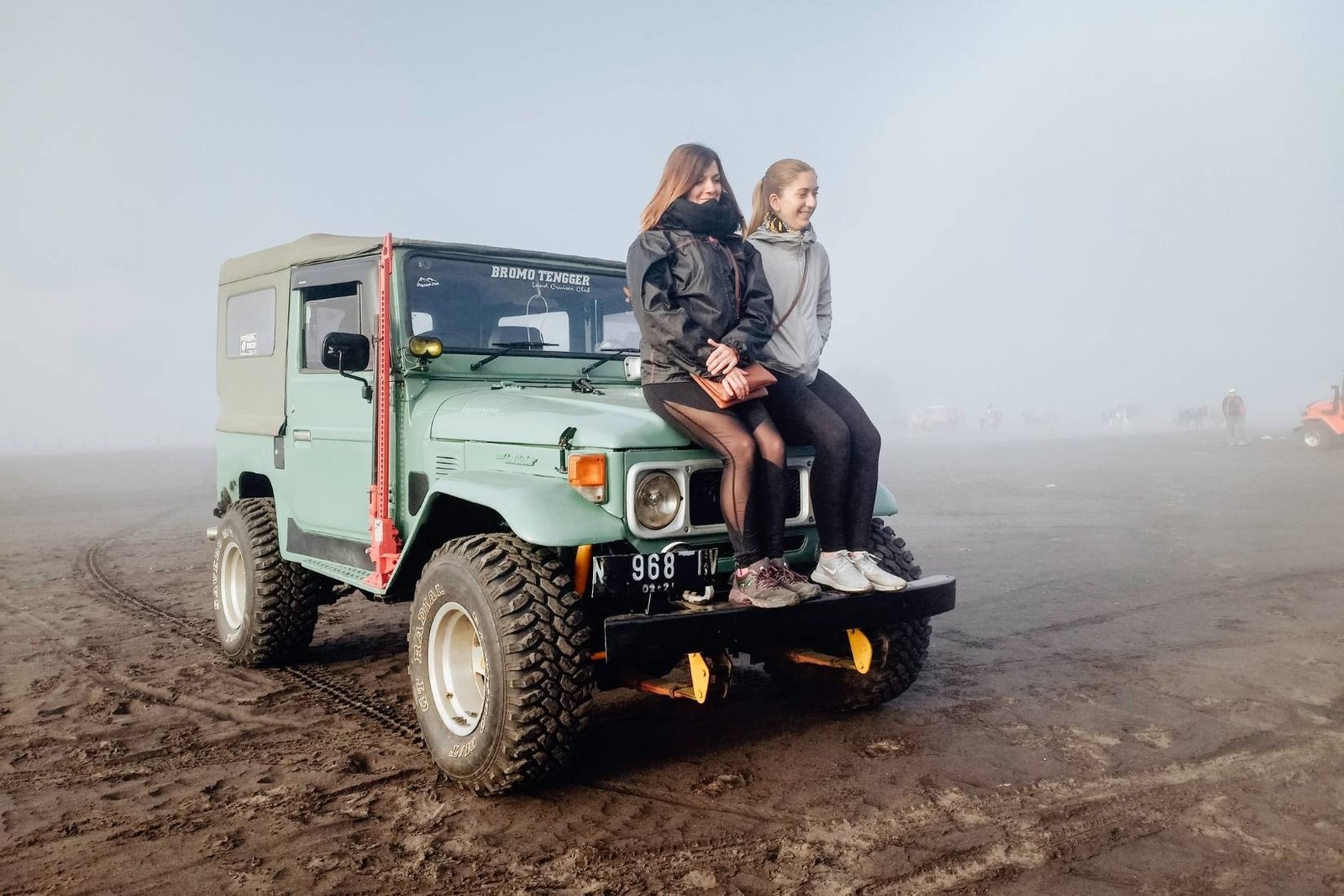 jeep adventure sea of sand mount bromo national park