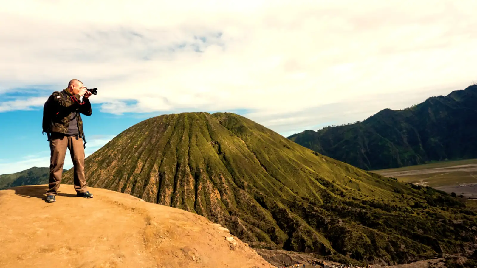Adventurous 4x4 Jeep crossing the Sea of Sand at Mount Bromo